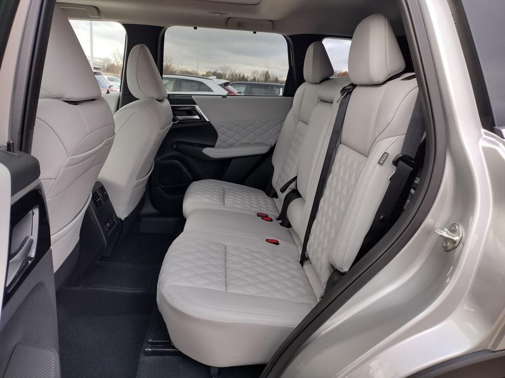 new 2025 Mitsubishi Outlander PHEV car, priced at $47,000