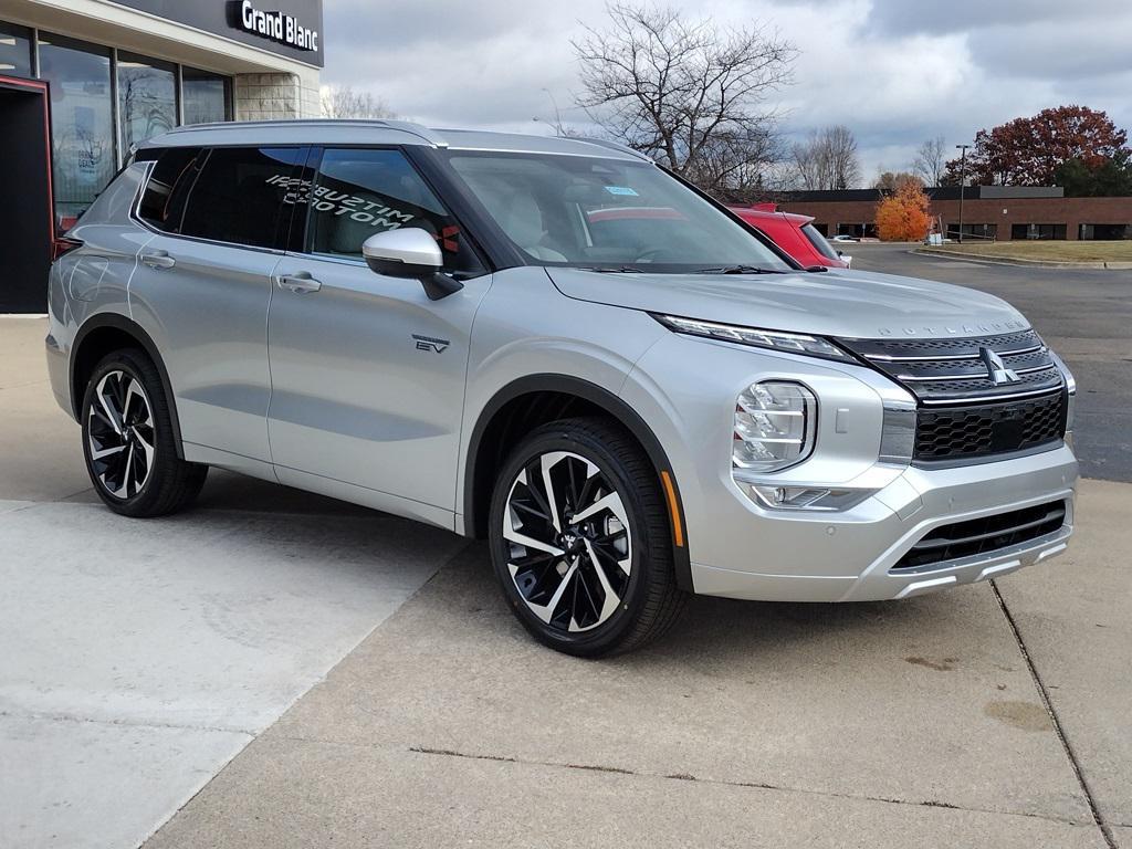 new 2025 Mitsubishi Outlander PHEV car, priced at $47,000