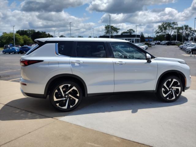 new 2024 Mitsubishi Outlander car, priced at $34,000