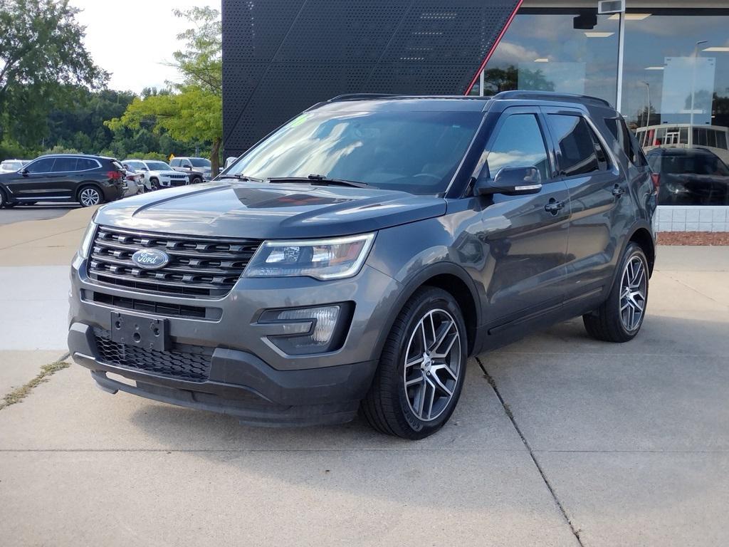 used 2016 Ford Explorer car, priced at $11,500