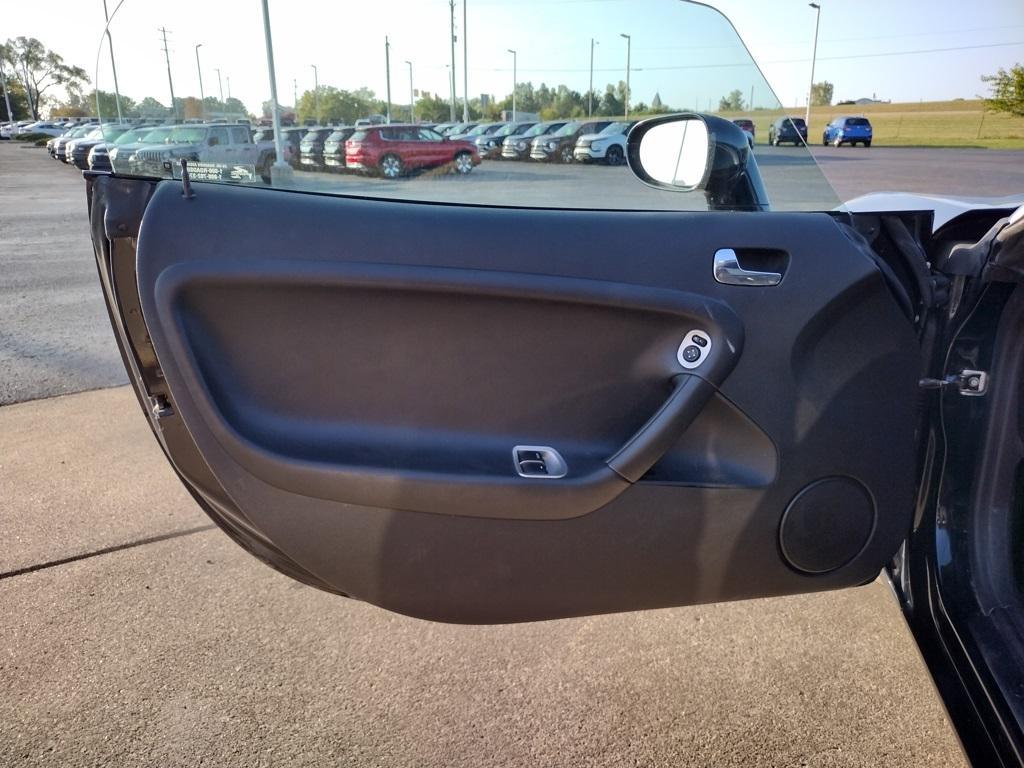 used 2006 Pontiac Solstice car, priced at $8,000
