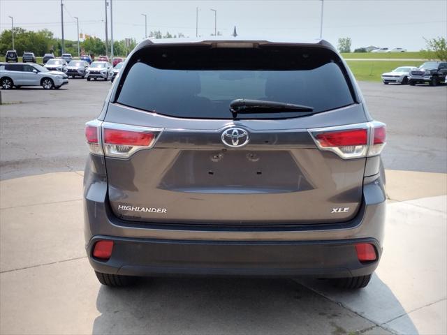 used 2016 Toyota Highlander car, priced at $20,500