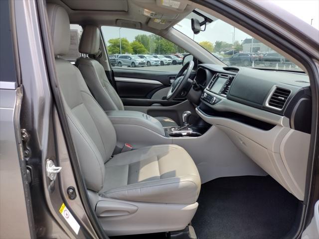 used 2016 Toyota Highlander car, priced at $20,500