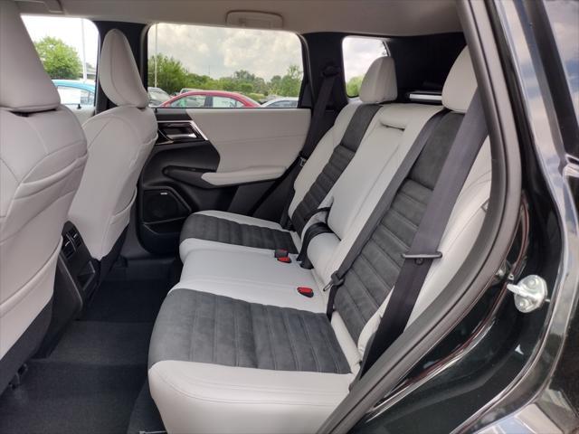 new 2025 Mitsubishi Outlander car, priced at $36,000