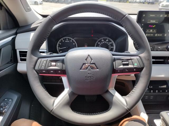 new 2025 Mitsubishi Outlander car, priced at $36,000