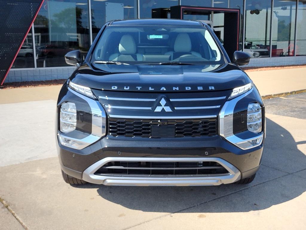 new 2025 Mitsubishi Outlander car, priced at $38,500