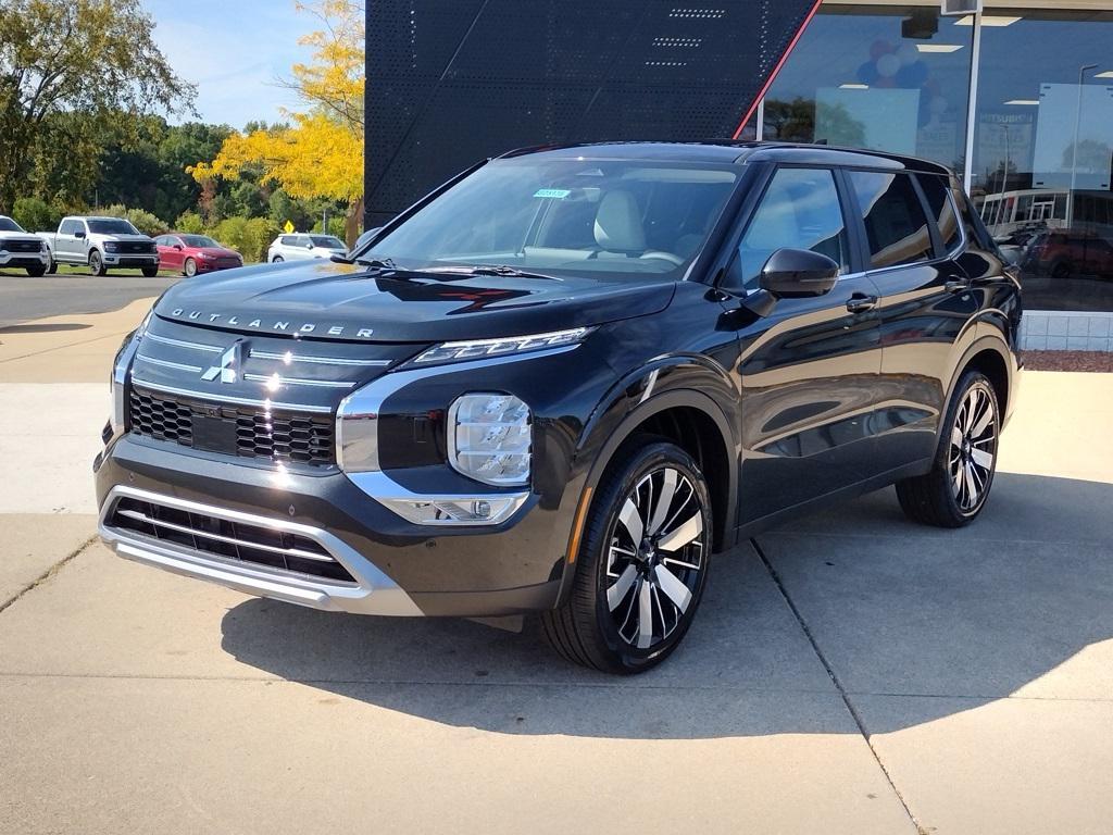 new 2025 Mitsubishi Outlander car, priced at $38,500