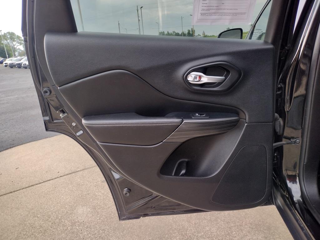 used 2016 Jeep Cherokee car, priced at $11,000