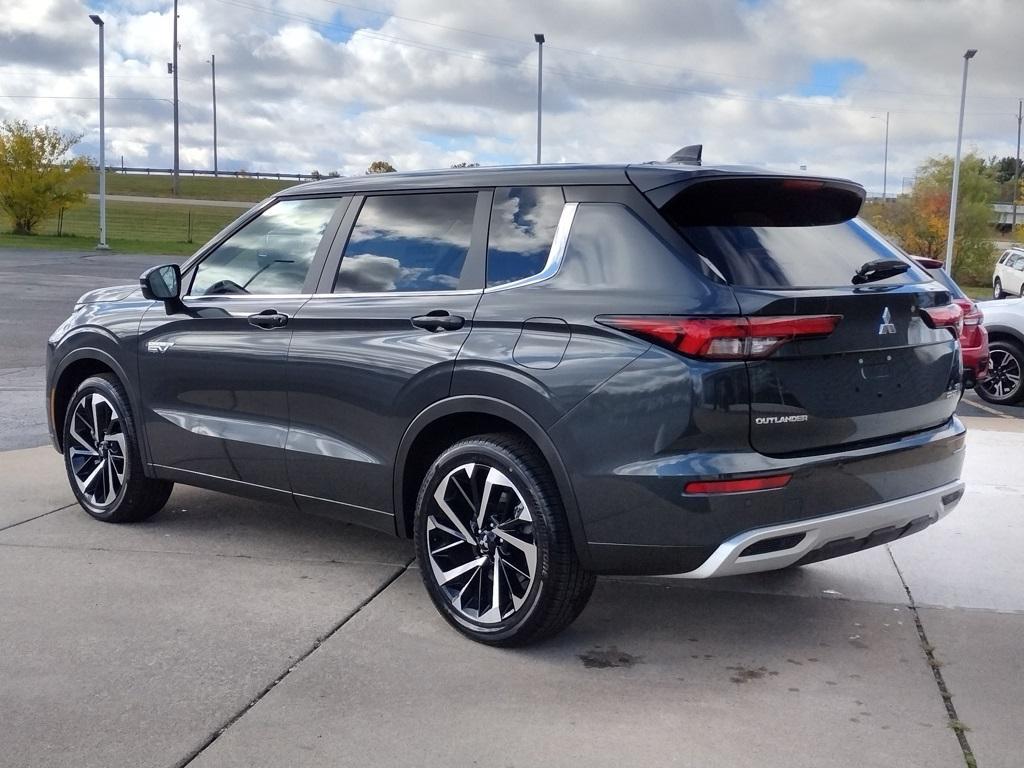 new 2025 Mitsubishi Outlander PHEV car, priced at $45,000