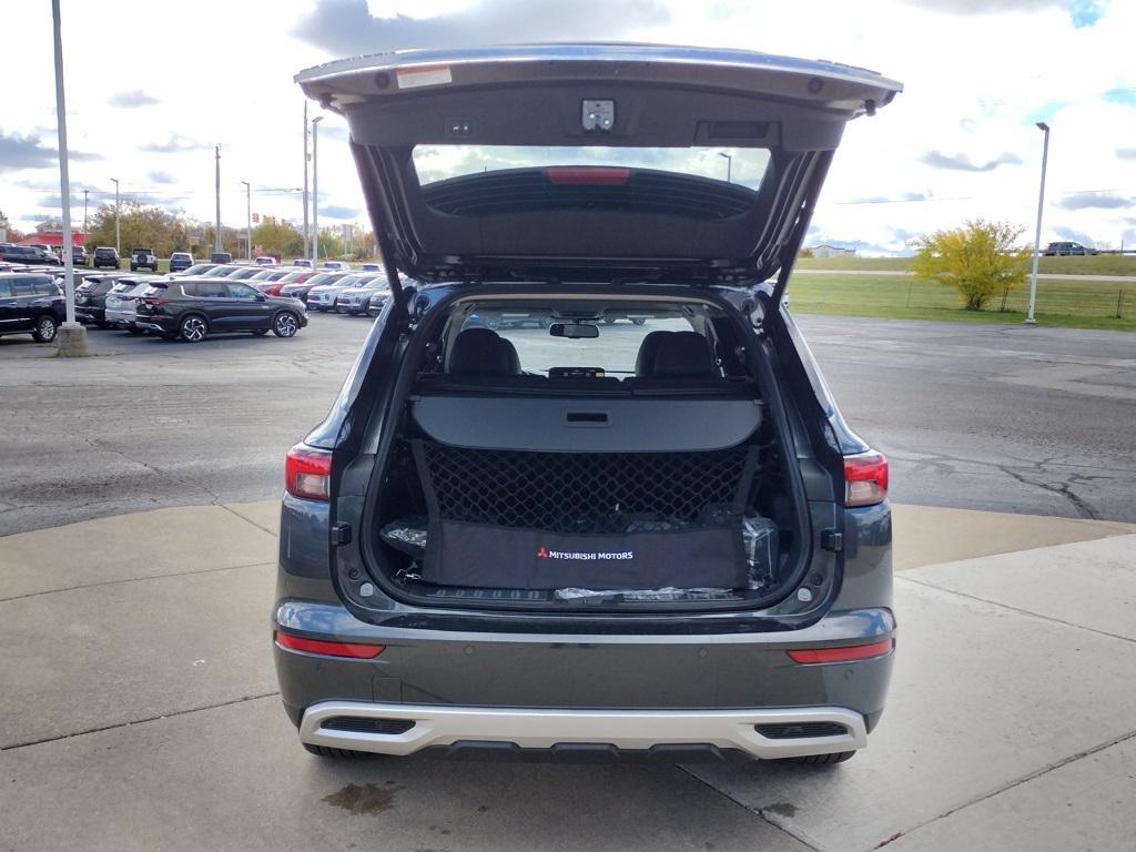 new 2025 Mitsubishi Outlander PHEV car, priced at $45,000