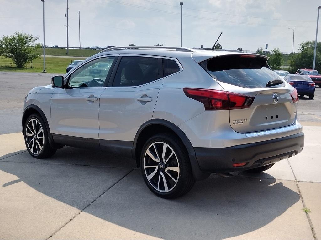 used 2019 Nissan Rogue Sport car, priced at $15,000