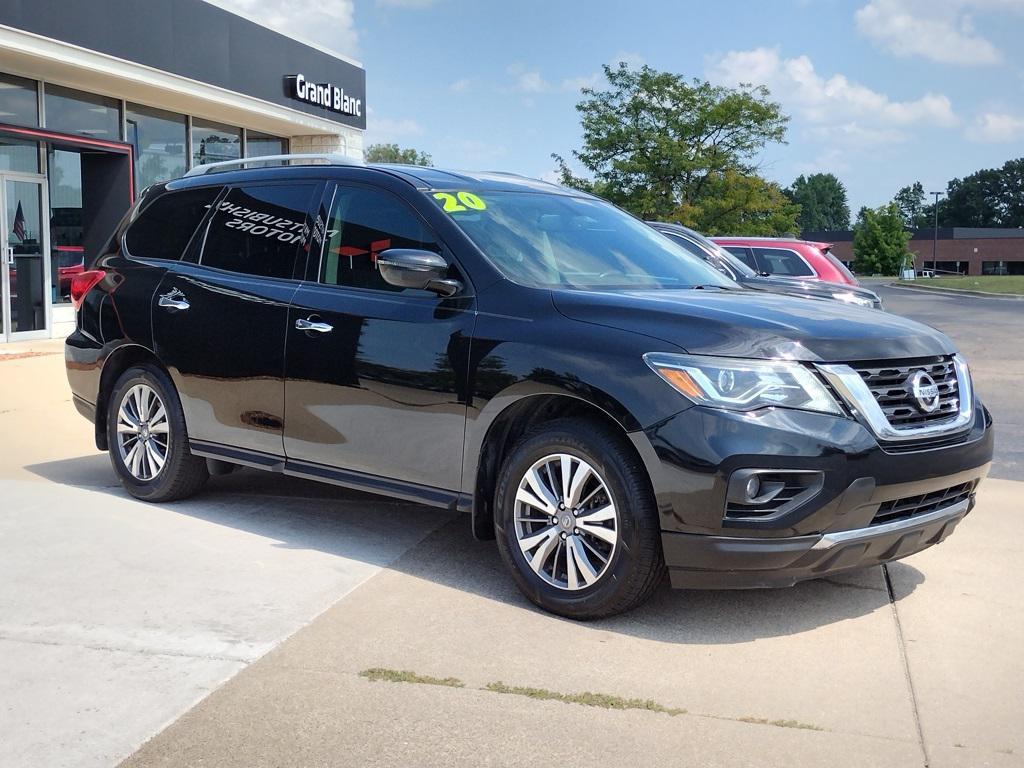 used 2020 Nissan Pathfinder car, priced at $13,000