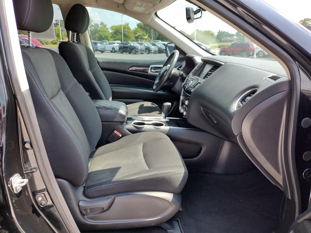 used 2020 Nissan Pathfinder car, priced at $13,000