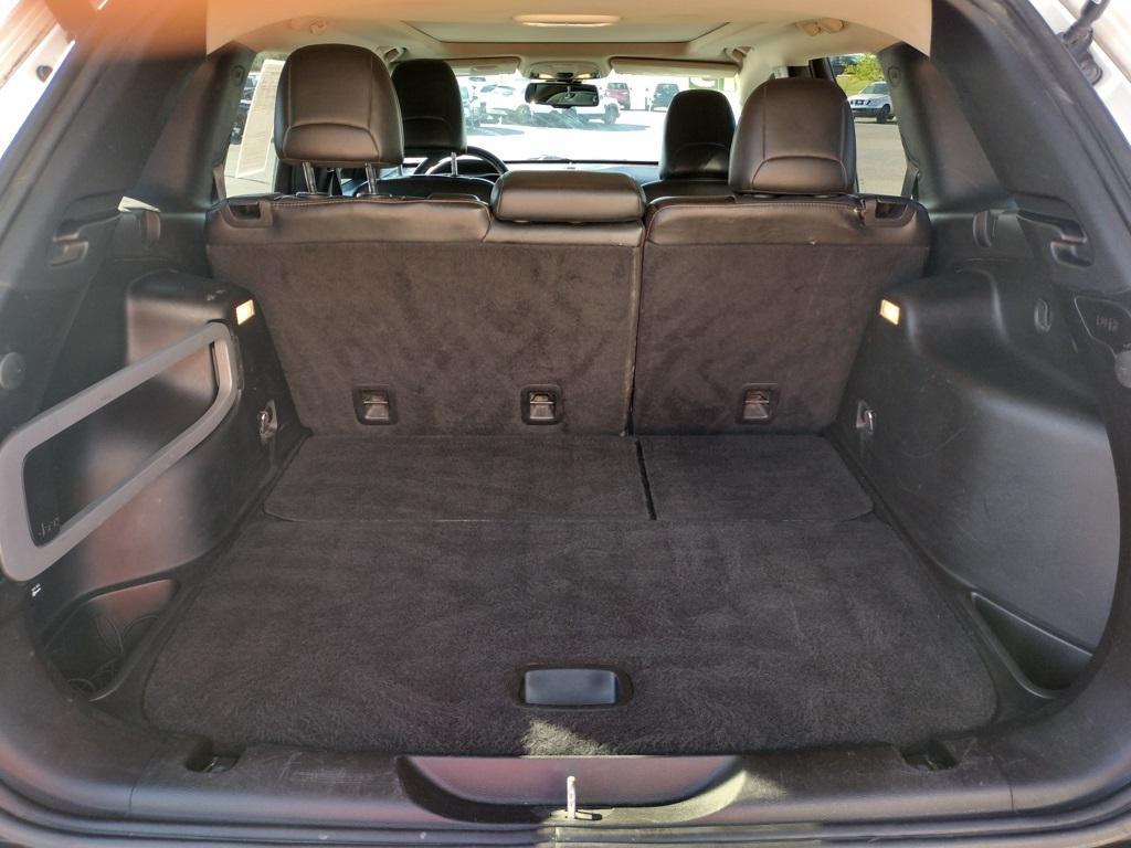 used 2015 Jeep Cherokee car, priced at $11,500