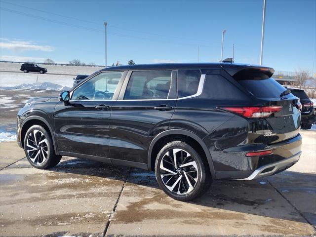 used 2023 Mitsubishi Outlander car, priced at $26,500