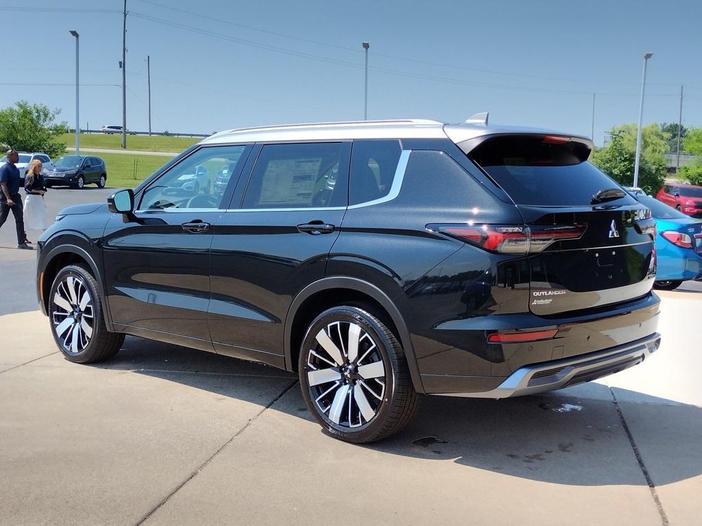 new 2025 Mitsubishi Outlander car, priced at $44,000