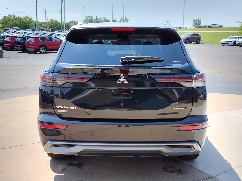 new 2025 Mitsubishi Outlander car, priced at $44,000