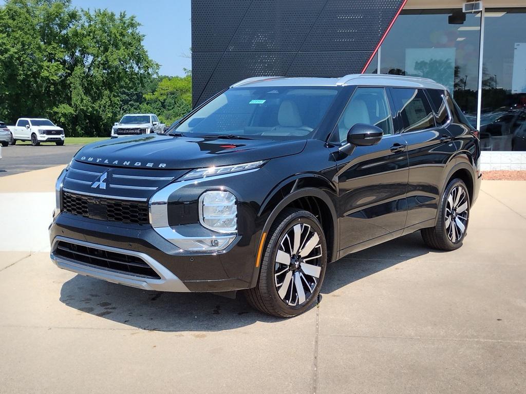 new 2025 Mitsubishi Outlander car, priced at $44,000
