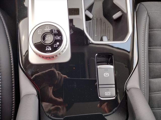 new 2025 Mitsubishi Outlander car, priced at $39,500
