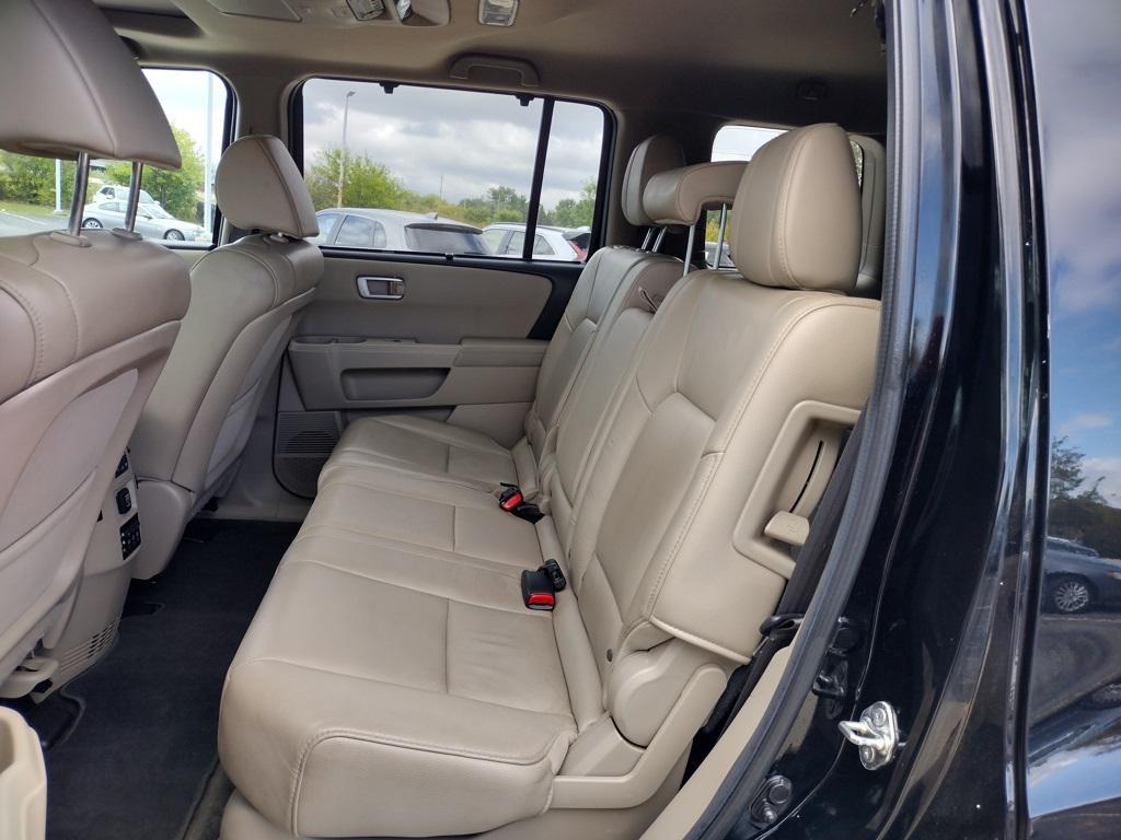 used 2014 Honda Pilot car, priced at $15,500