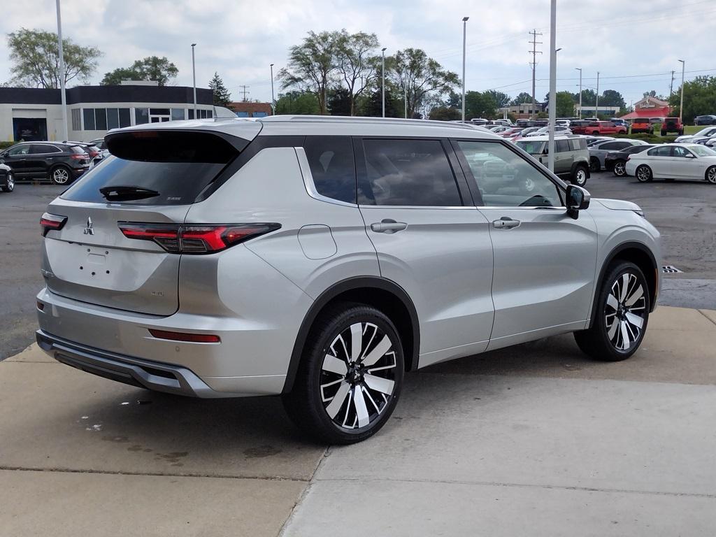 new 2025 Mitsubishi Outlander car, priced at $40,500