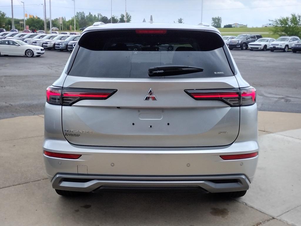 new 2025 Mitsubishi Outlander car, priced at $40,500