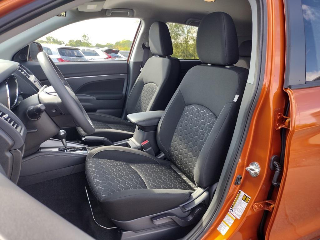 new 2025 Mitsubishi Outlander Sport car, priced at $27,000