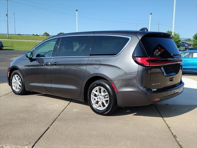 used 2023 Chrysler Pacifica car, priced at $26,000