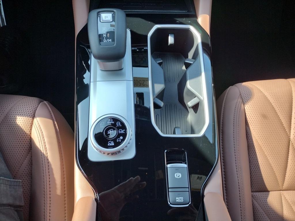 new 2025 Mitsubishi Outlander car, priced at $43,500