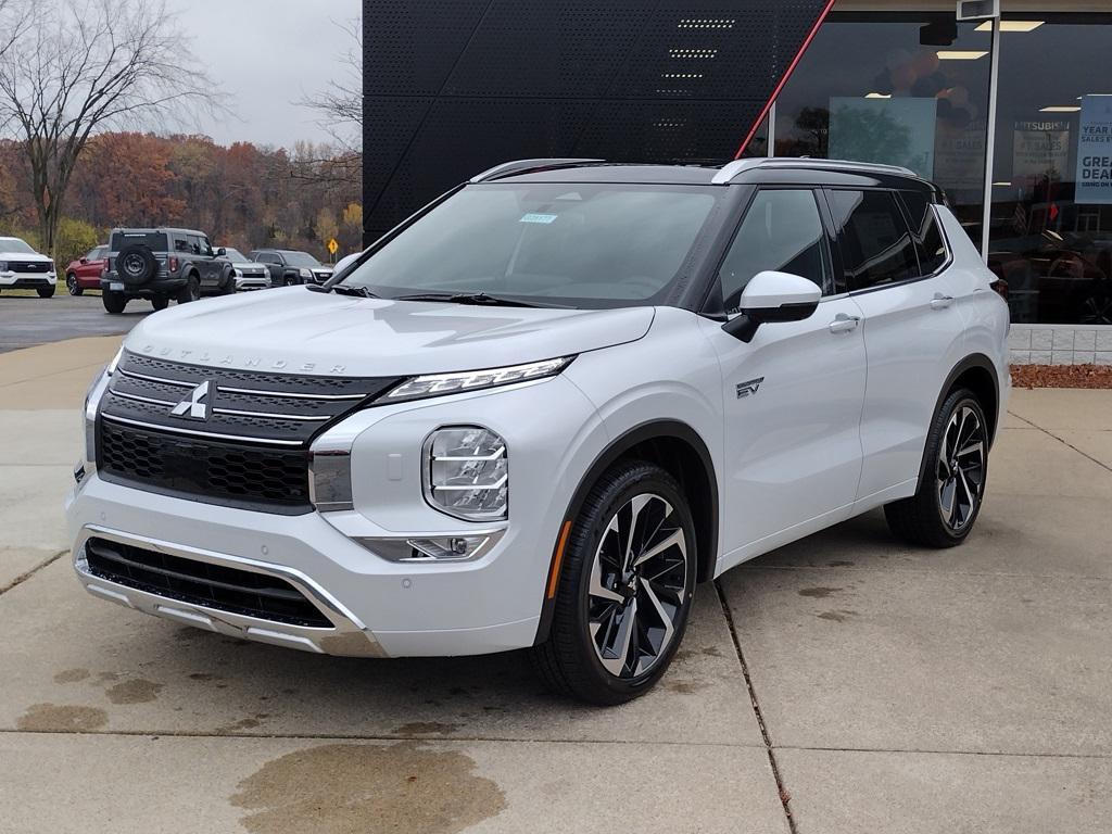new 2025 Mitsubishi Outlander PHEV car, priced at $51,000