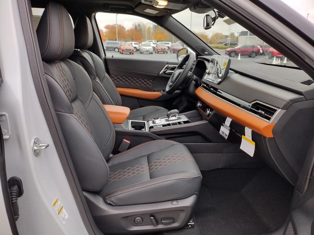 new 2025 Mitsubishi Outlander PHEV car, priced at $51,000