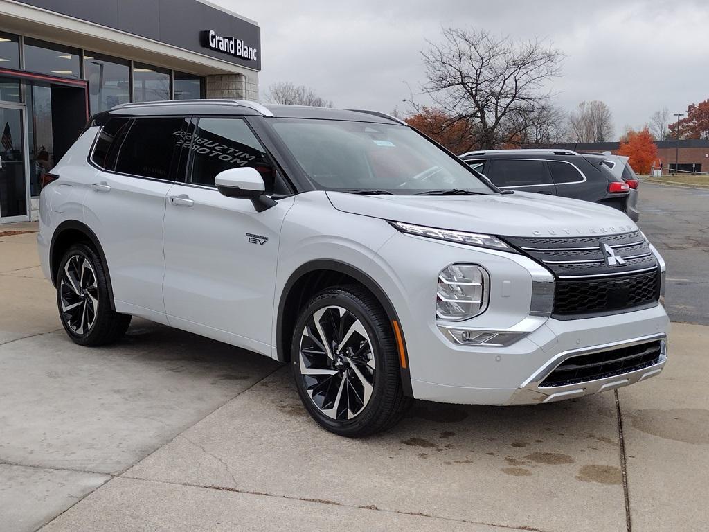 new 2025 Mitsubishi Outlander PHEV car, priced at $51,000