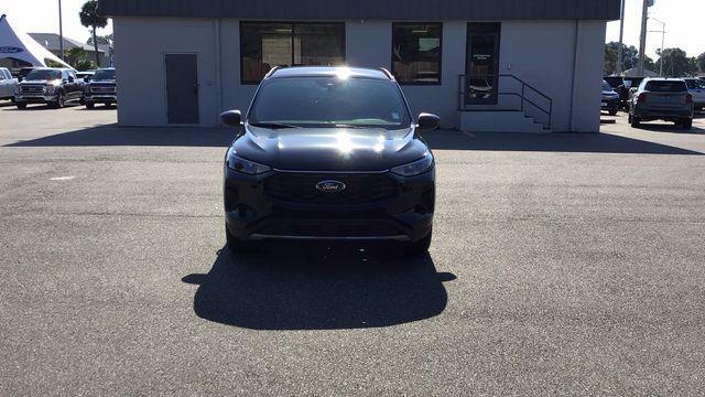 new 2025 Ford Escape car, priced at $30,423