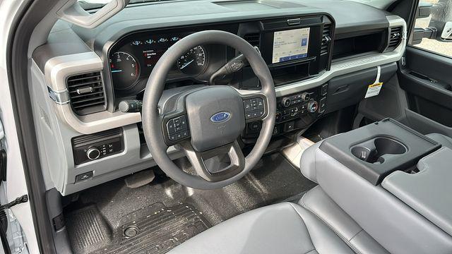 new 2025 Ford F-350 car, priced at $57,773