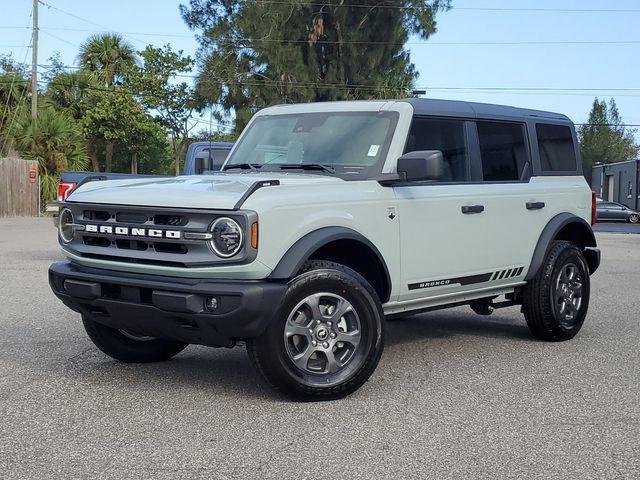 new 2024 Ford Bronco car, priced at $43,923