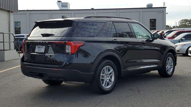 new 2025 Ford Explorer car, priced at $39,188