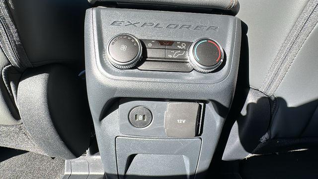 new 2025 Ford Explorer car, priced at $44,428