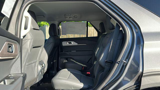 new 2025 Ford Explorer car, priced at $44,428