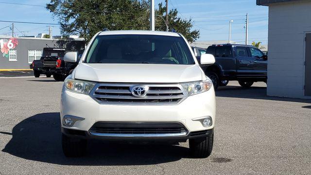 used 2013 Toyota Highlander car, priced at $12,885