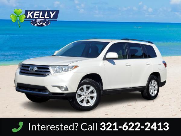 used 2013 Toyota Highlander car, priced at $12,885