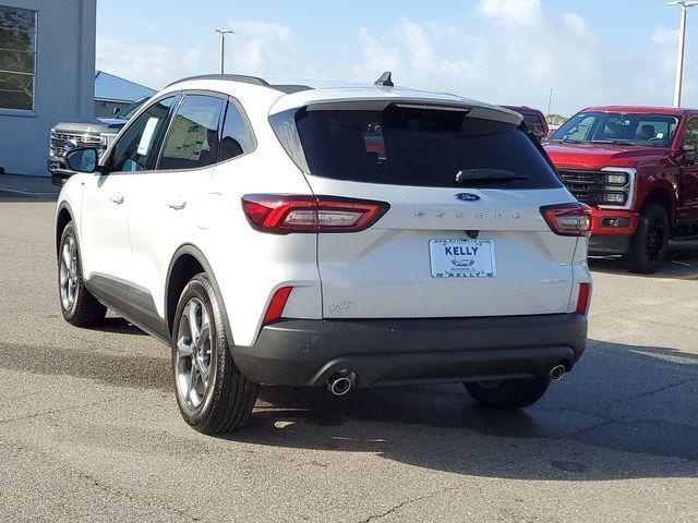 new 2025 Ford Escape car, priced at $30,218