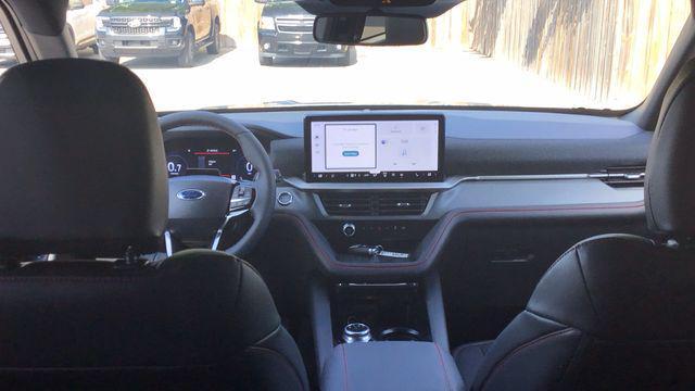 new 2025 Ford Explorer car, priced at $46,708