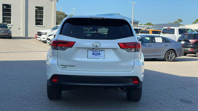used 2019 Toyota Highlander car, priced at $18,923