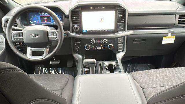 new 2025 Ford F-150 car, priced at $62,673