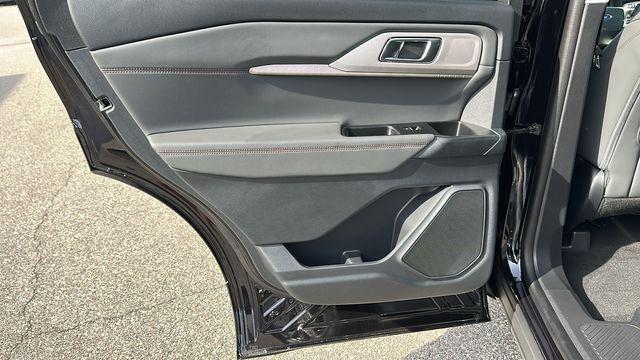 new 2025 Ford Explorer car, priced at $48,018