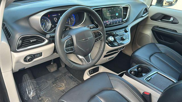 used 2023 Chrysler Pacifica car, priced at $27,182