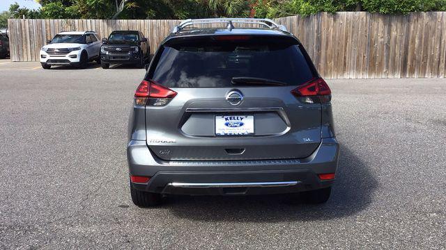 used 2018 Nissan Rogue car, priced at $13,738