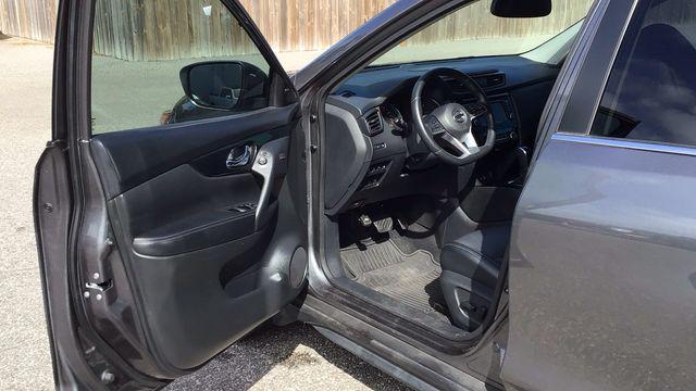 used 2018 Nissan Rogue car, priced at $13,738