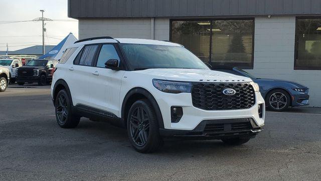 new 2025 Ford Explorer car, priced at $47,098