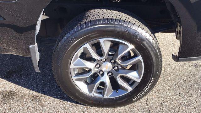 used 2025 Chevrolet Silverado 1500 car, priced at $42,298